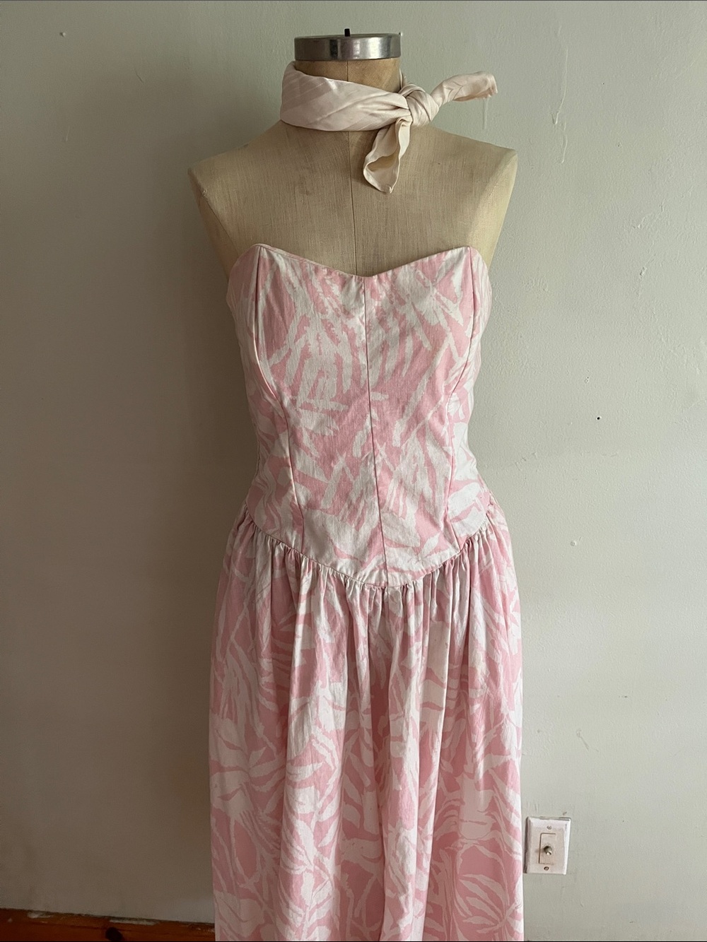 Vintage pink and white dress